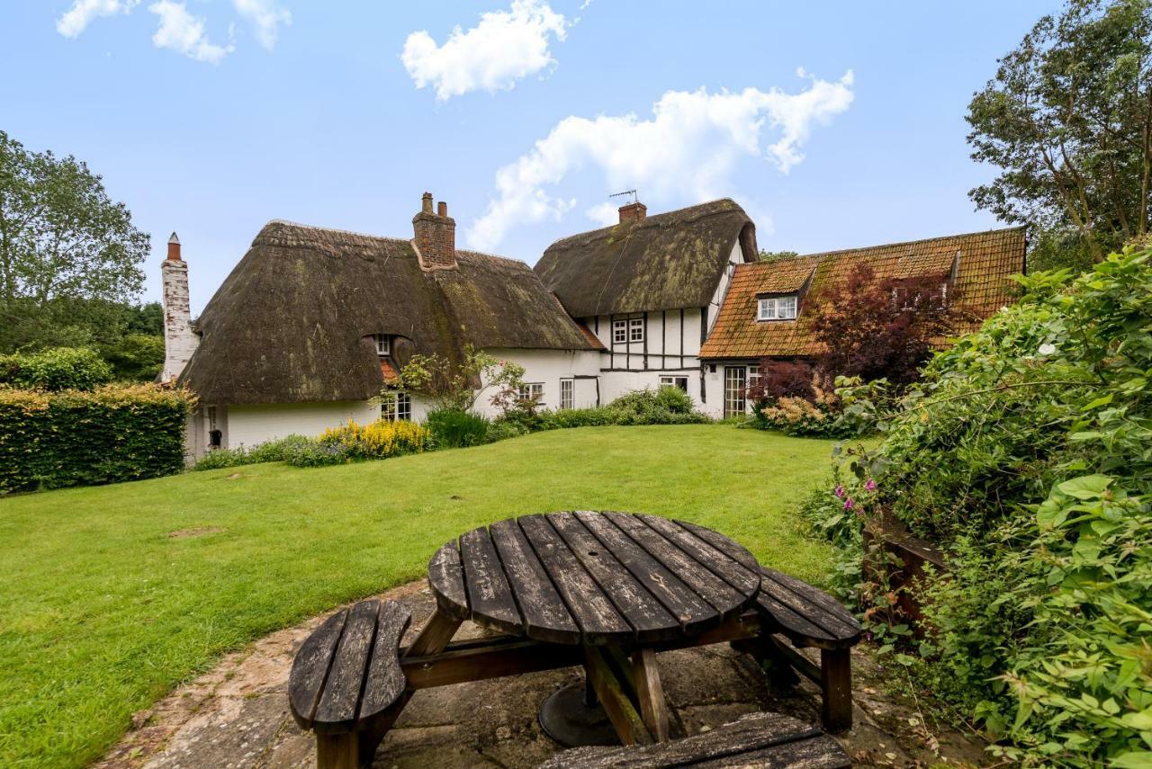 Yew Tree Cottage Moulsoe Exterior foto